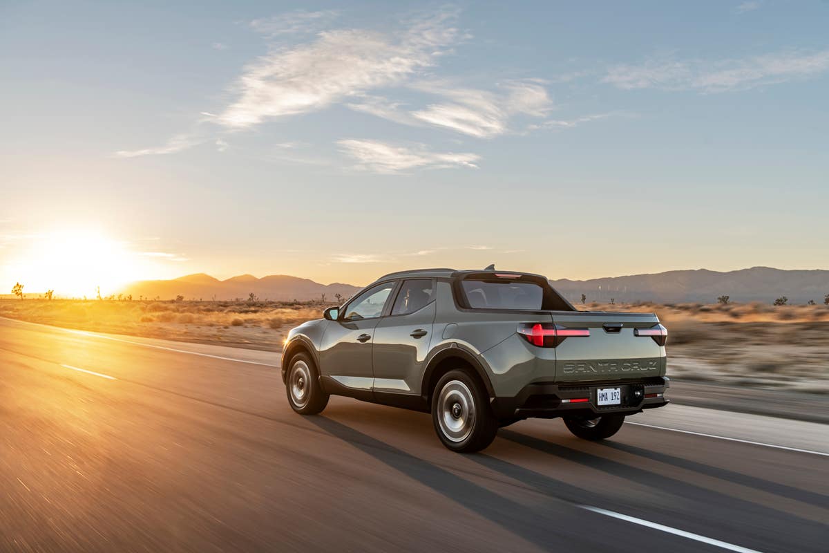 Charlie Clark Hyundai Laredo 
