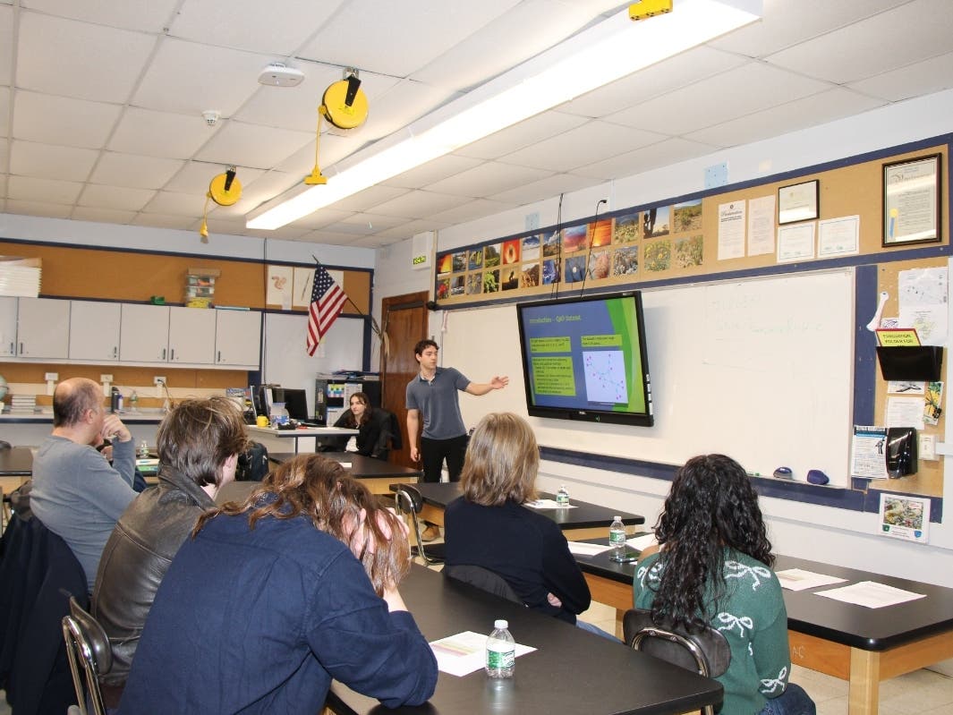 News small post card thumbnail