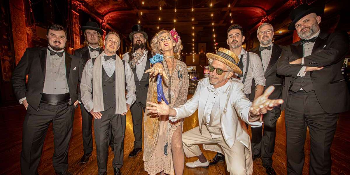 Squirrel Nut Zippers: Celebrating 30 Years of “Hot”