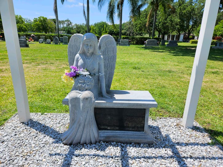 Cremation with Funeral Memorial for Cremation and Funeral for