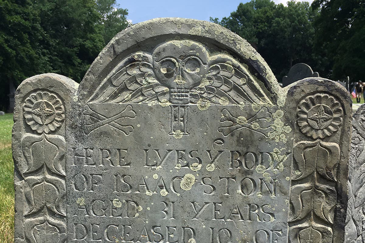 Sunday Stroll Walking Tour: Stories in Stone