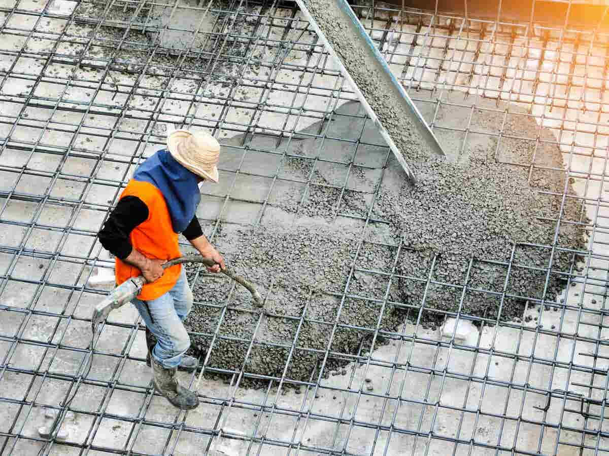 Asphalt Seal Coating & Maintenance