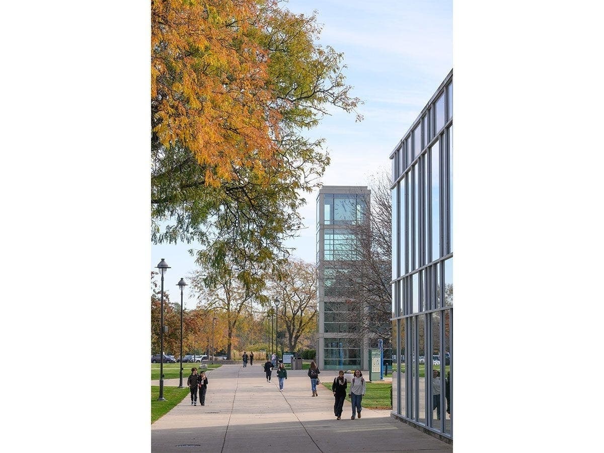 The League of Women Voters Palos Orland chapter is hosting two information sessions on the Moraine Valley Community $115M referendum to expand technical career programs Oct. 10, at the Oak Lawn library and Oct. 24 at the Palos Heights library.