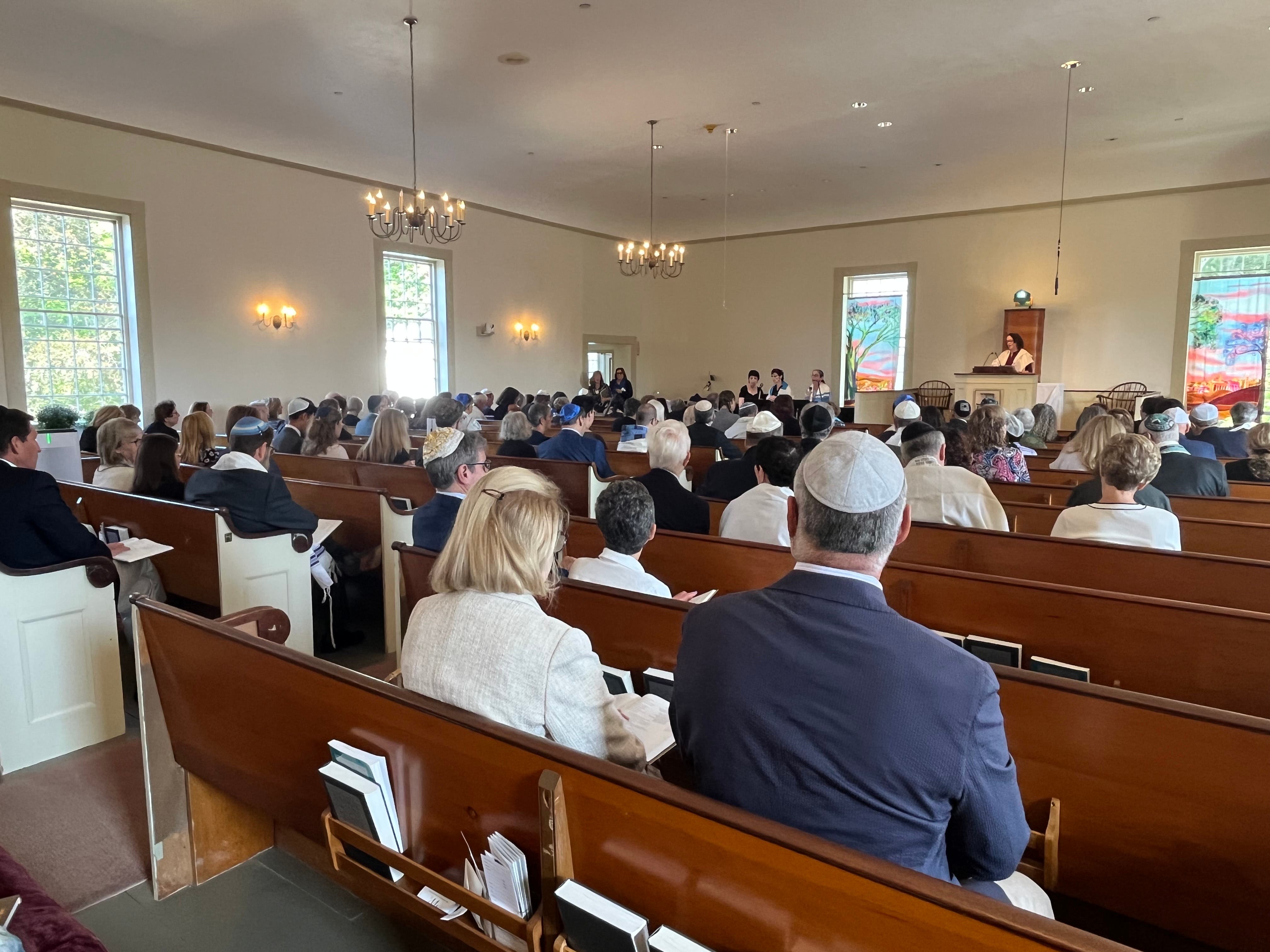 Kol Nidre with Rabbi Emily Mathis, Singer-Songwriter Julie Silver & B'nai Torah MetroWest
