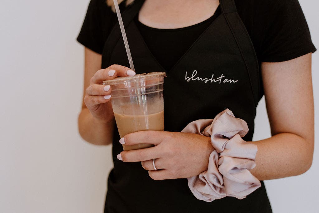Get a Natural-Looking Spray Tan in San Diego