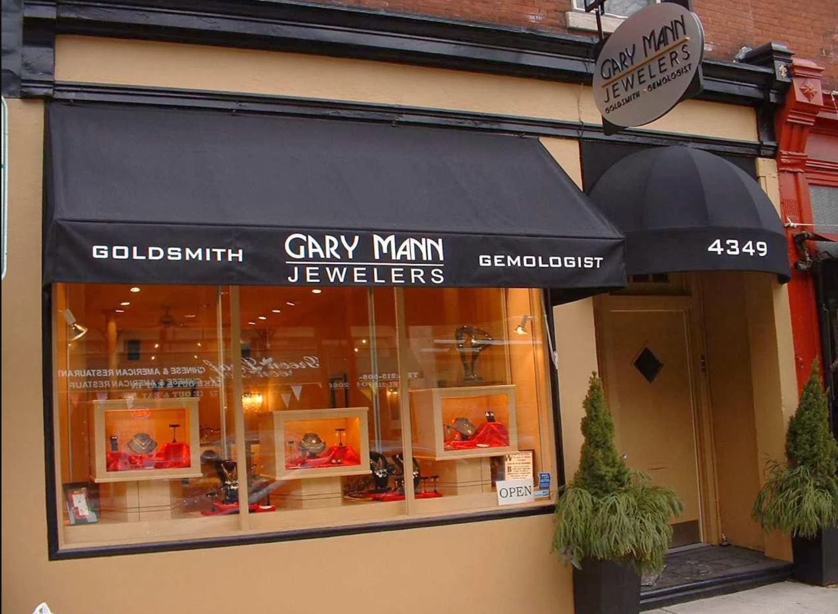 After Four Decades in Business, a Family Jewelry Shop Closes in Philadelphia