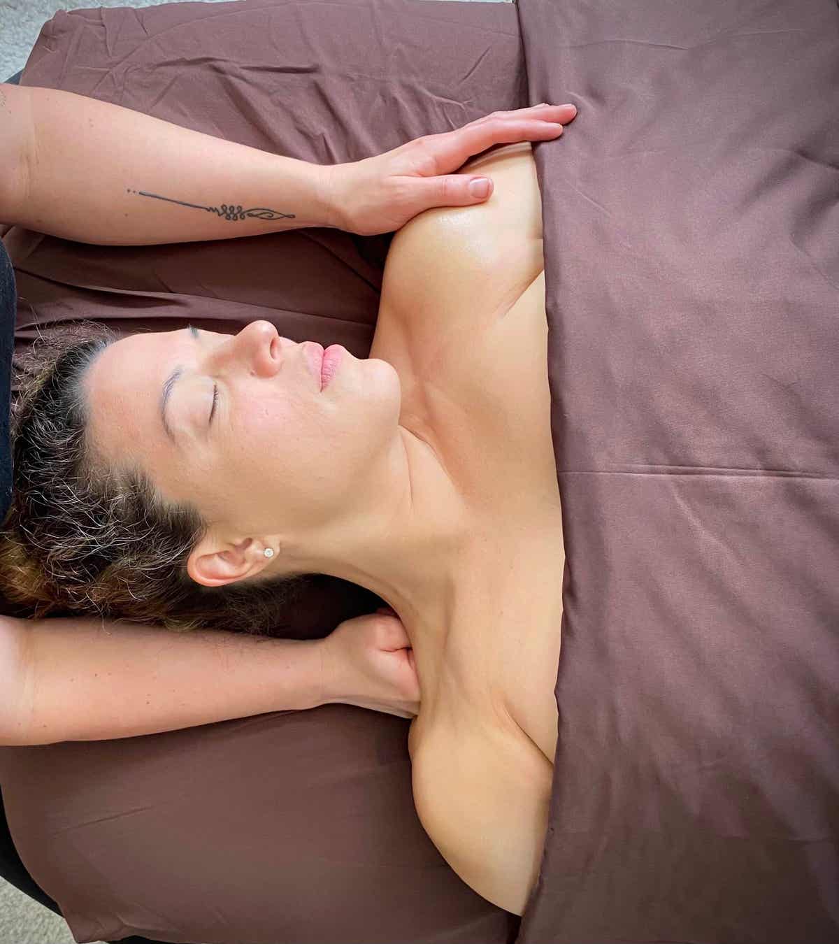 Decompress Massage Therapy