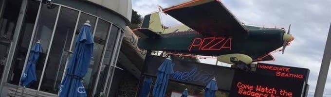 Amelia’s Bar and Grill