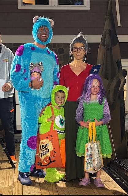Annual Halloween Costume Contest & Trick or Treating