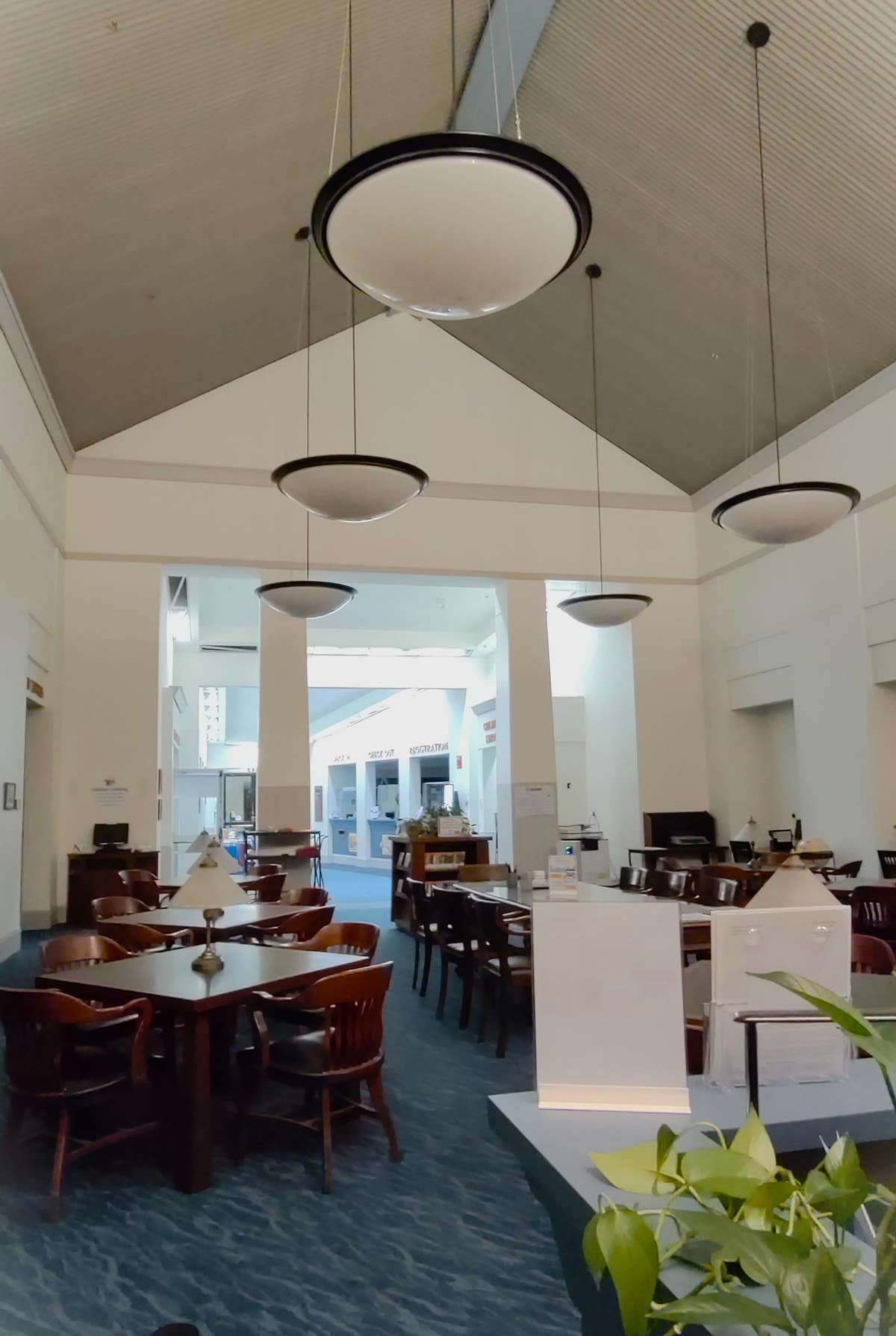 East Lyme Public Library