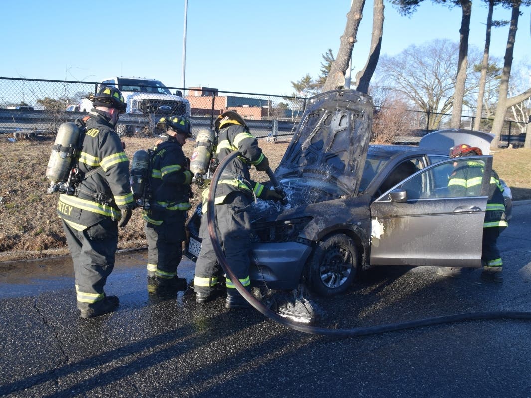 Firefighters Extinguish Car Fire On Long Island: Police | Brentwood, NY ...