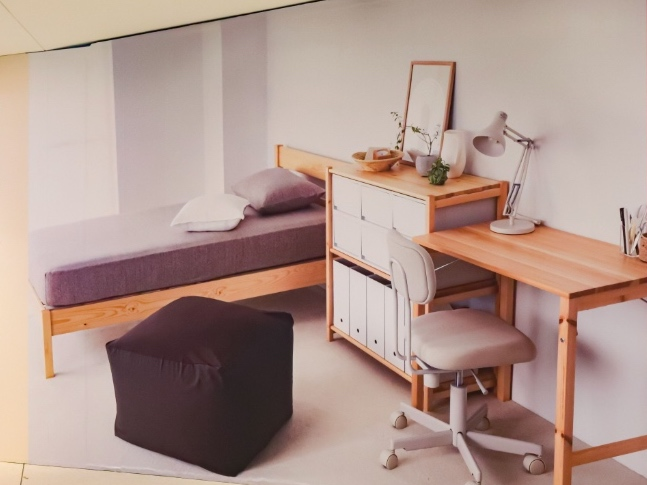 Established in Japan in 1980, MUJI has grown as the go-to brand for millions of customers in 33 countries around the world offering over 7,000 products.