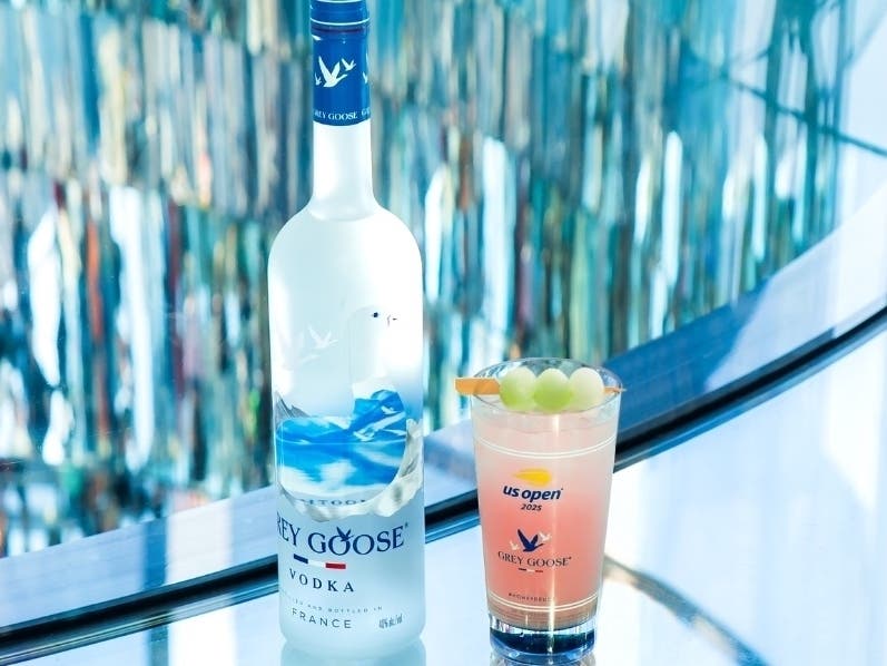 You Can Get A US Open Honey Deuce At This Bar 1,100 Feet Above Manhattan