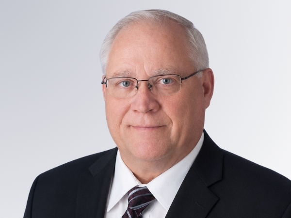 Dennis Parks headshot