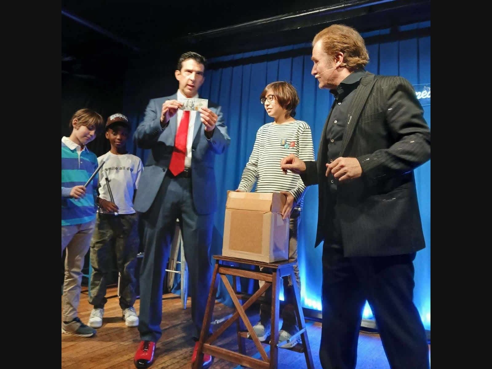 News small post card thumbnail