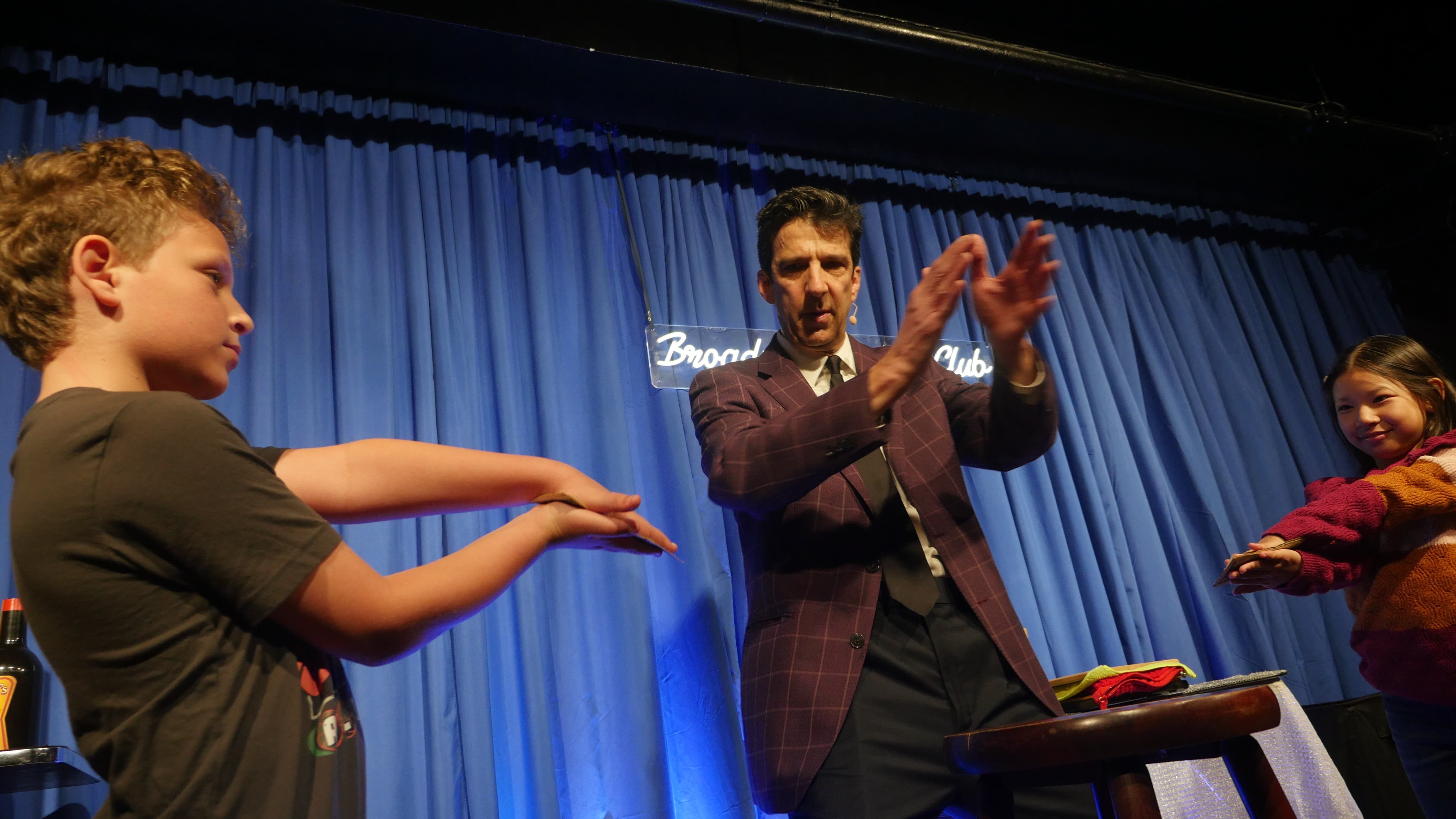 June 13 & 14 NYC Family Magic Show in Times Square