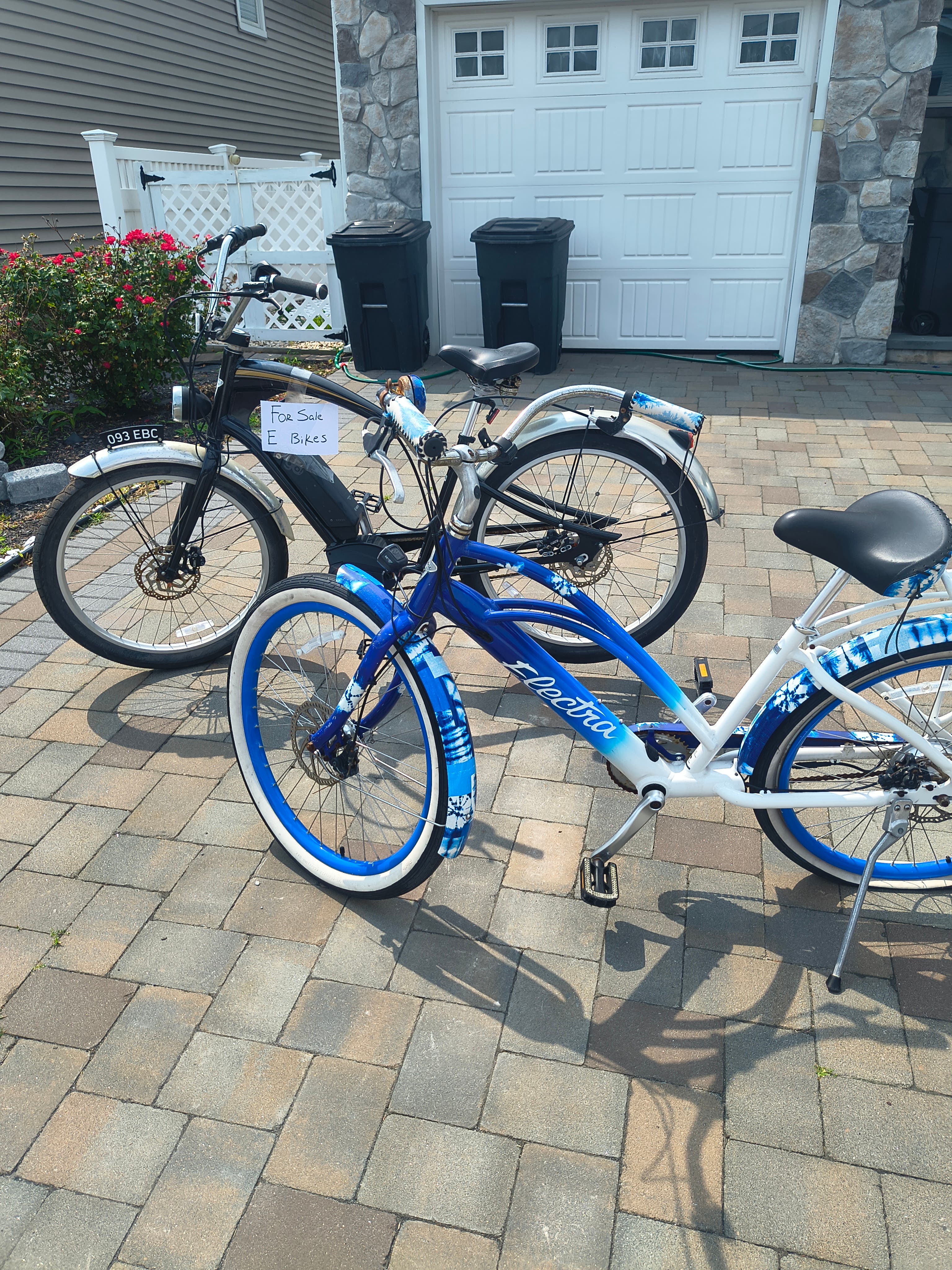2 E Bikes for 700!! Class 1, hardly used, incl chargers
