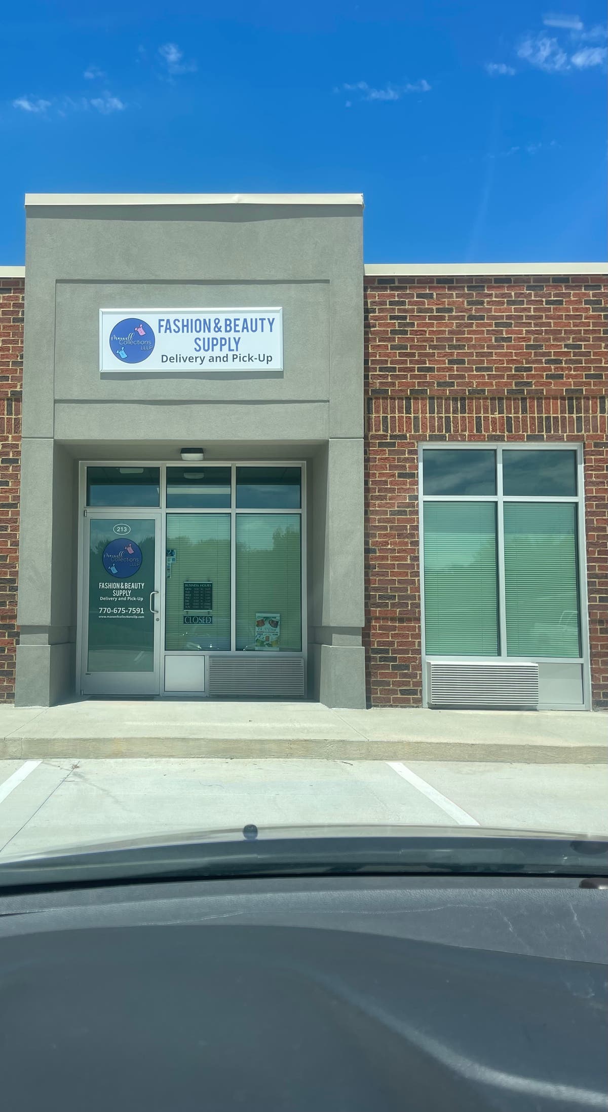 Maxwell Collections LLLP