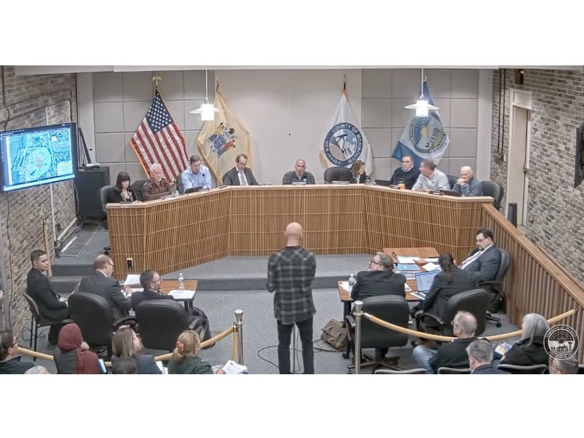 Holmdel Residents Raise Concerns Over Wastewater Treatment Plans For(01)