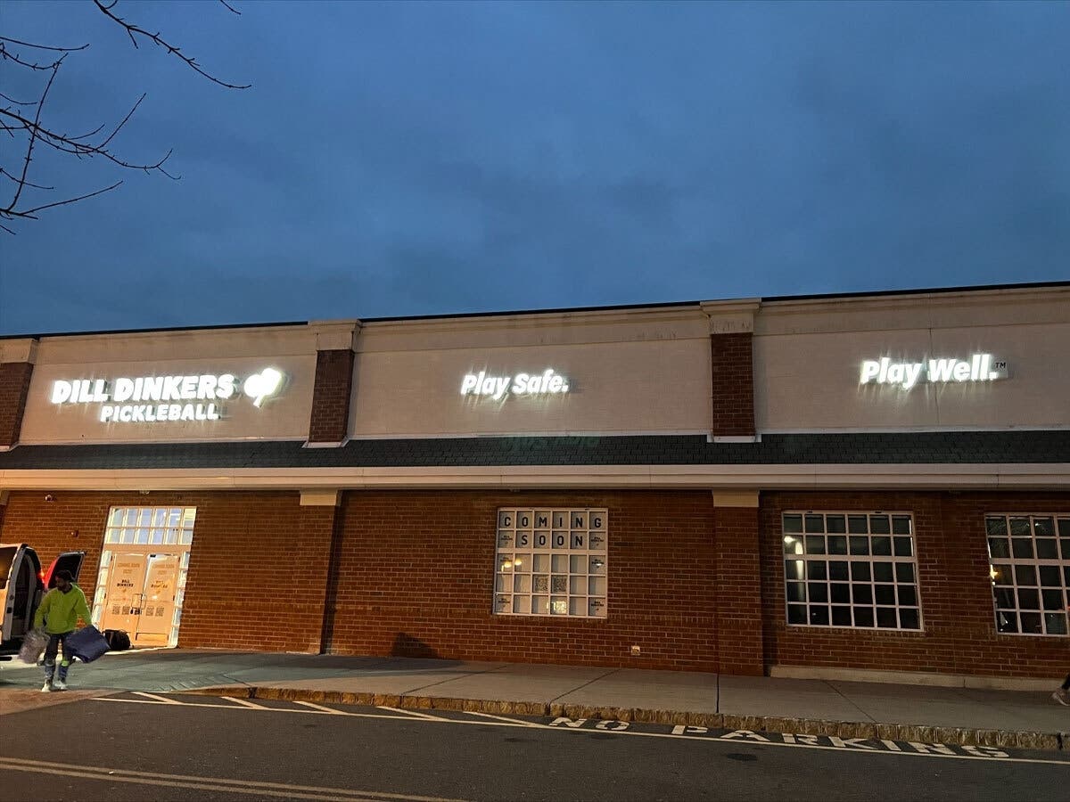 Dill Dinkers’ new Freehold location, located in the Mounts Crossing Shopping Center.