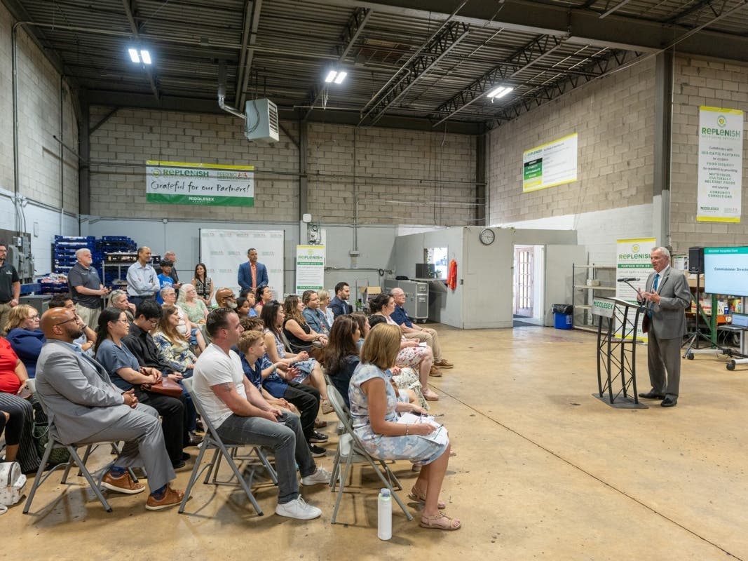 https://patch.com/img/cdn20/users/26899325/20260528/034654/styles/patch_image/public/2026-replenish-food-drive-school-recognition-3___28153722924.jpg