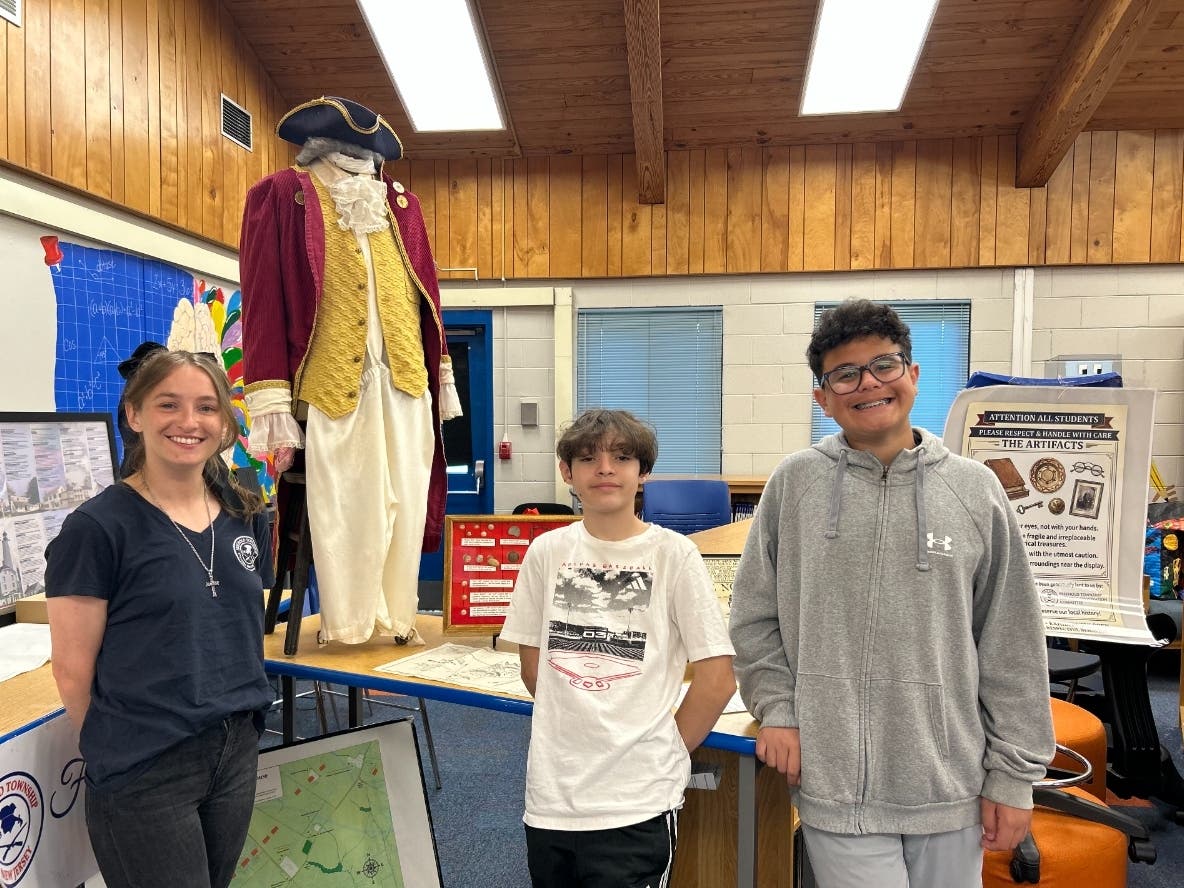 https://patch.com/img/cdn20/users/26899325/20260602/110302/styles/patch_image/public/ms-marshall-and-students-battle-of-monmouth___02104740556.jpg