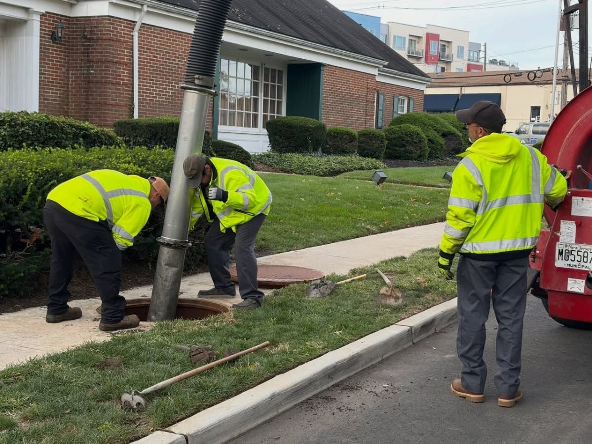 Red Bank DPU crews clear out storm basins ahead of the incoming nor'easter.