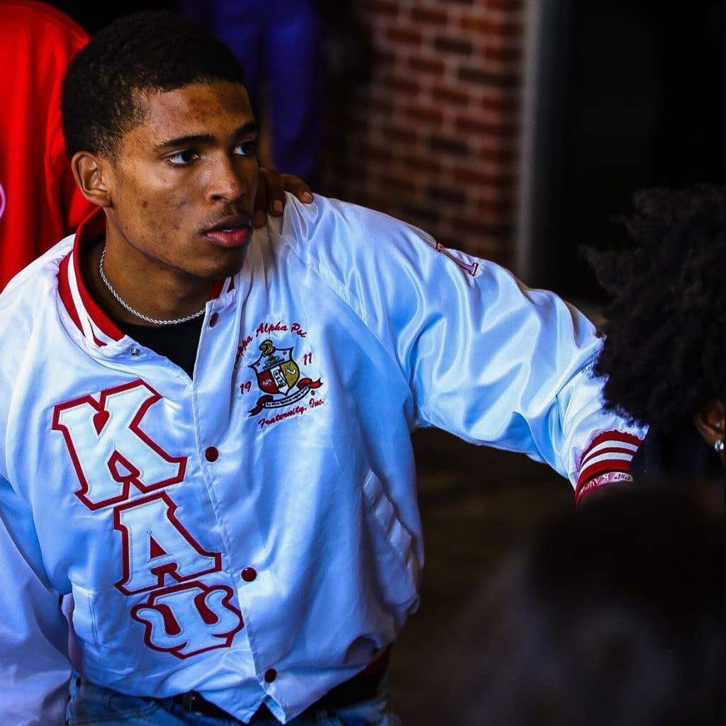 Mariel's Greek Shoppe