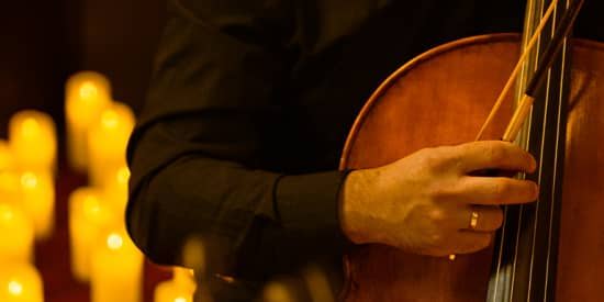 Candlelight: Christmas Classics