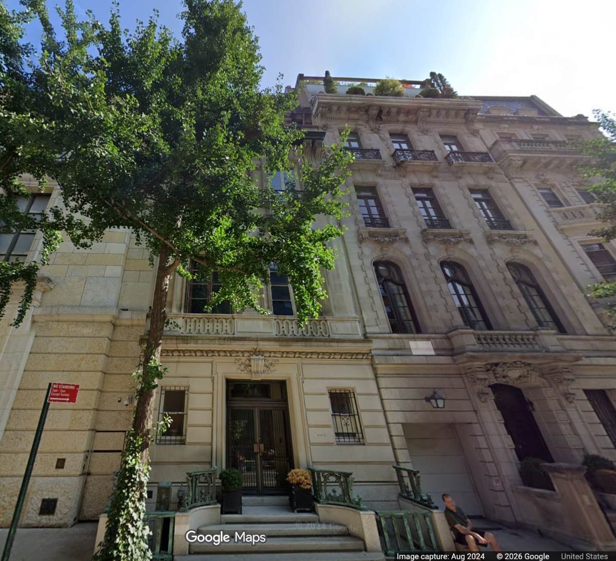 The most expensive home sold this week in all of Manhattan  was a rare townhouse from the Gilded Age on East 63rd Street between Madison Avenue and Fifth Avenue that went for $39,500,000, the Olshan Report said.