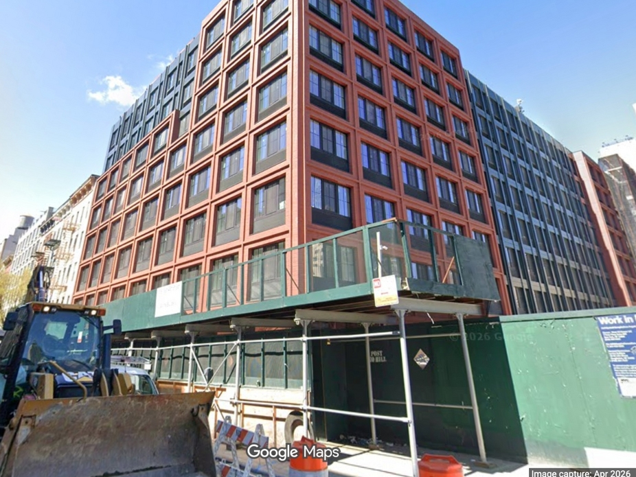 Rialto West is located at 509 W 48th St.