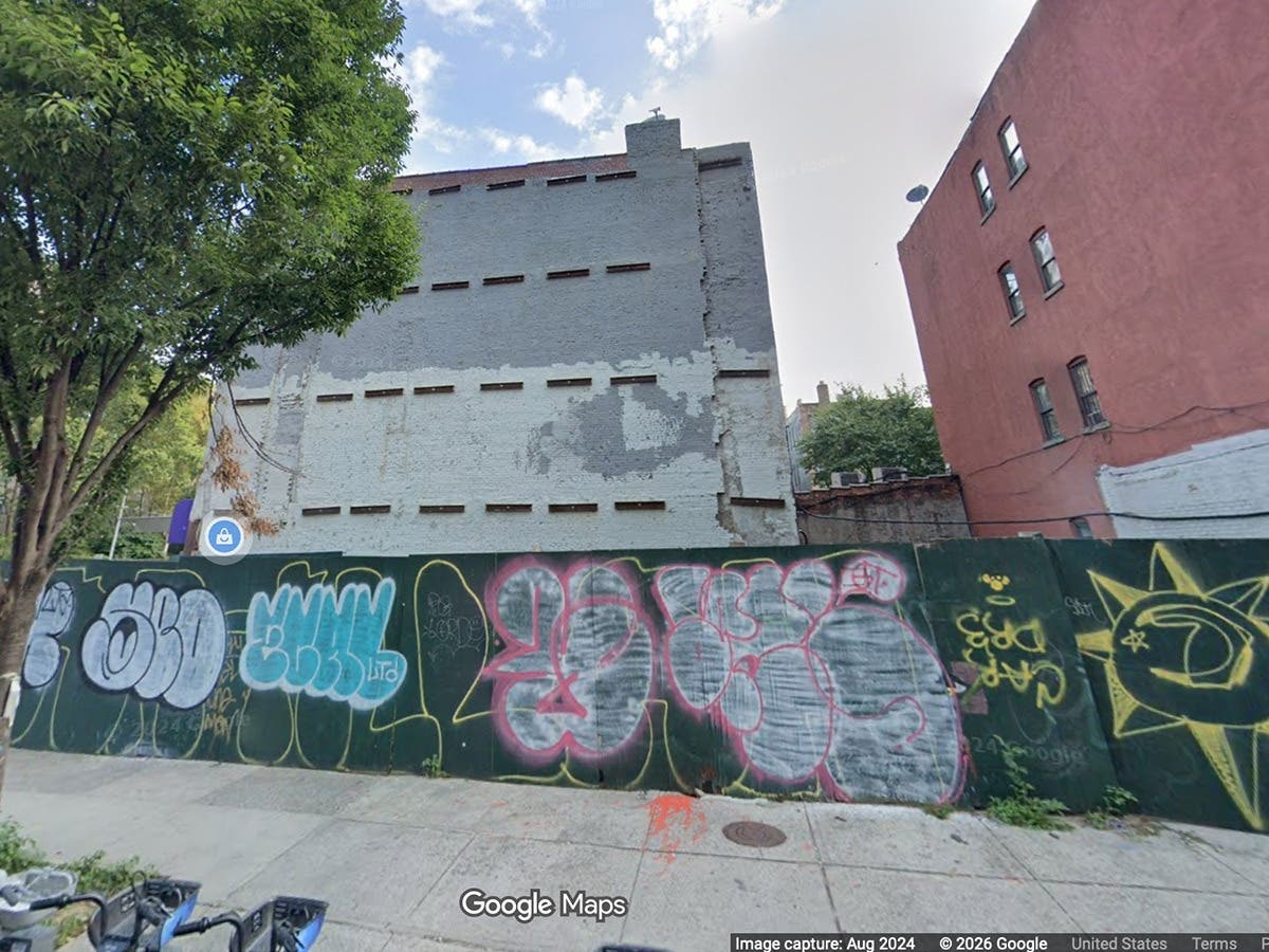 The new development, located at 2000 Second Ave., will rise 64 feet above the sidewalk and feature 17 apartments split across 10,448 square feet, according to the application.
