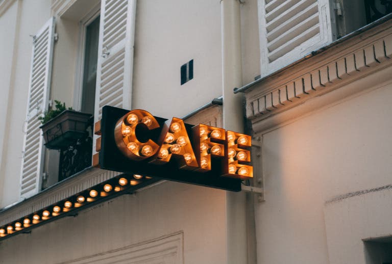 Exploring the Best Options for Commercial Signs in Houston