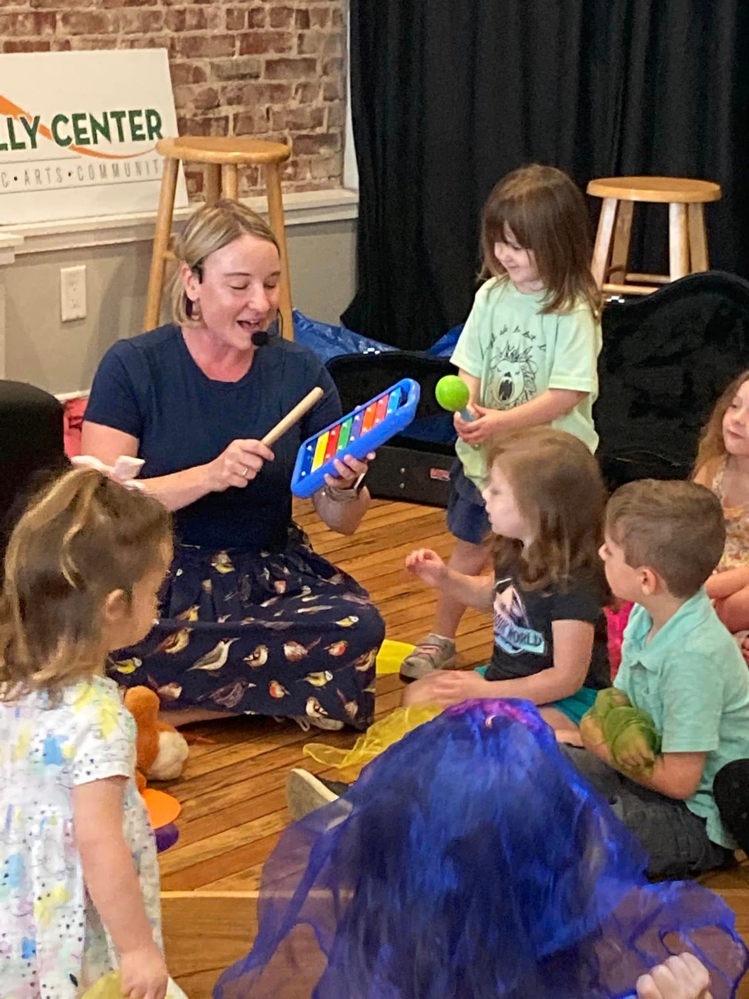 Fall Music for Families Begins 9/8!
