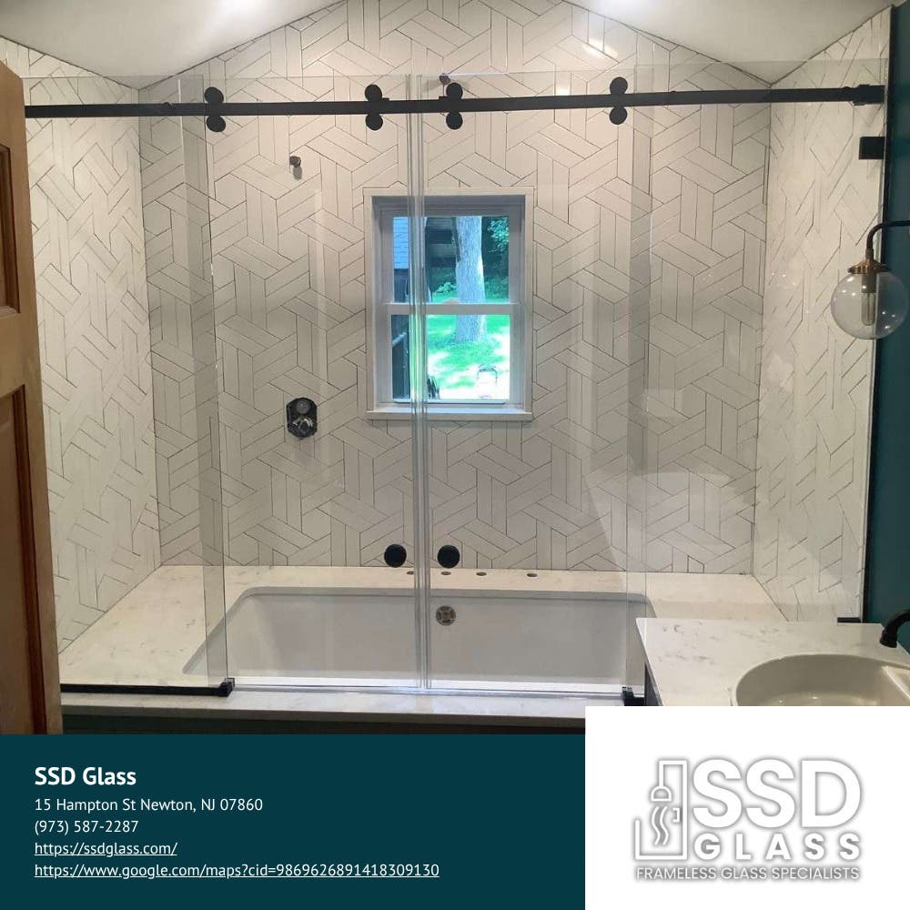 Frameless Shower Doors in Warren County, NJ: Custom Glass Enclosures Built to Fit