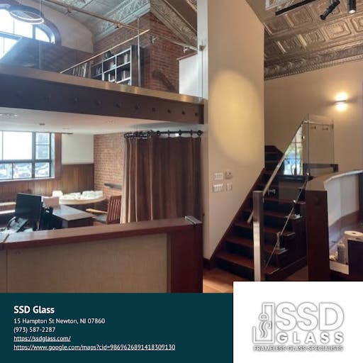 Glass Stair Railings in Sussex County: Why Fall Is the Season to Rethink the Staircase