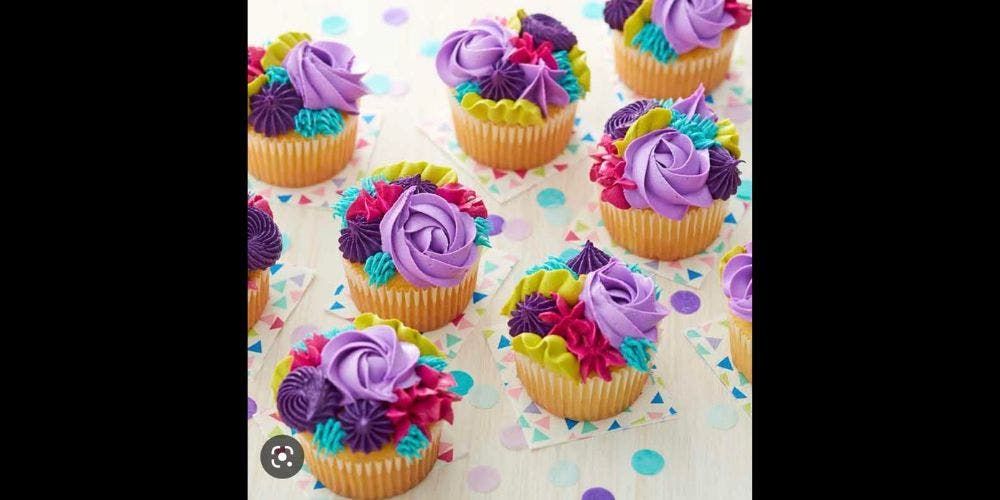 Cupcake Decorating Workshop Faction Brewing