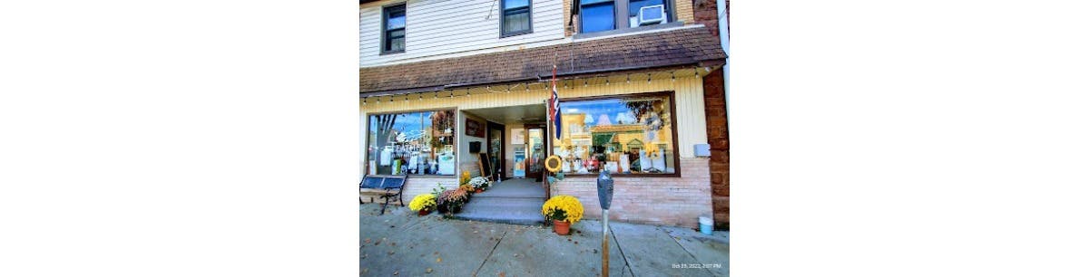 Feathers Gift Shop