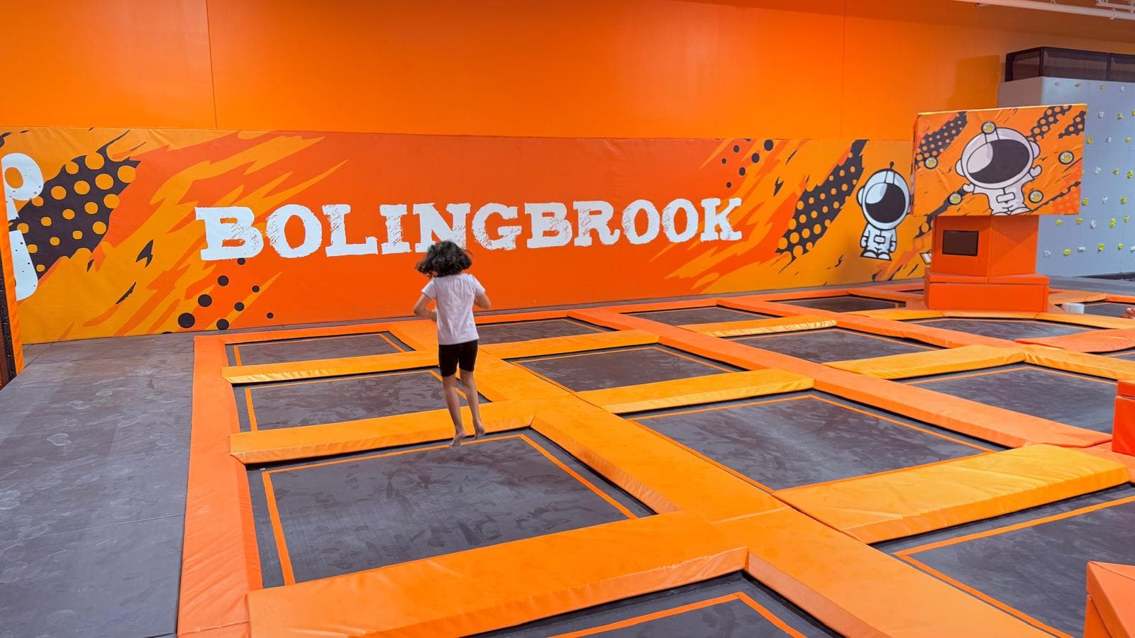 Big Air Bolingbrook Celebrates Grand Opening with 50% Off Jump Passes