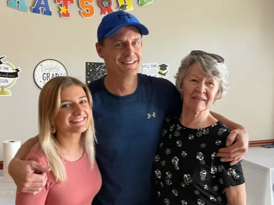 Ron Hersey (center) was diagnosed with stage three rectal cancer earlier this year.