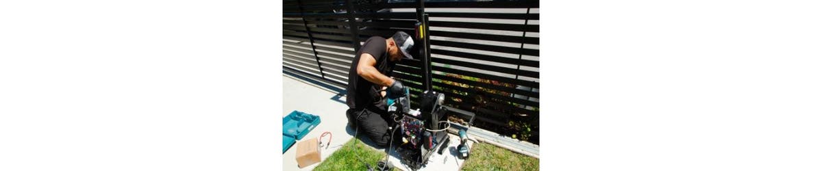 Royal Garage Door & Gate Services INC