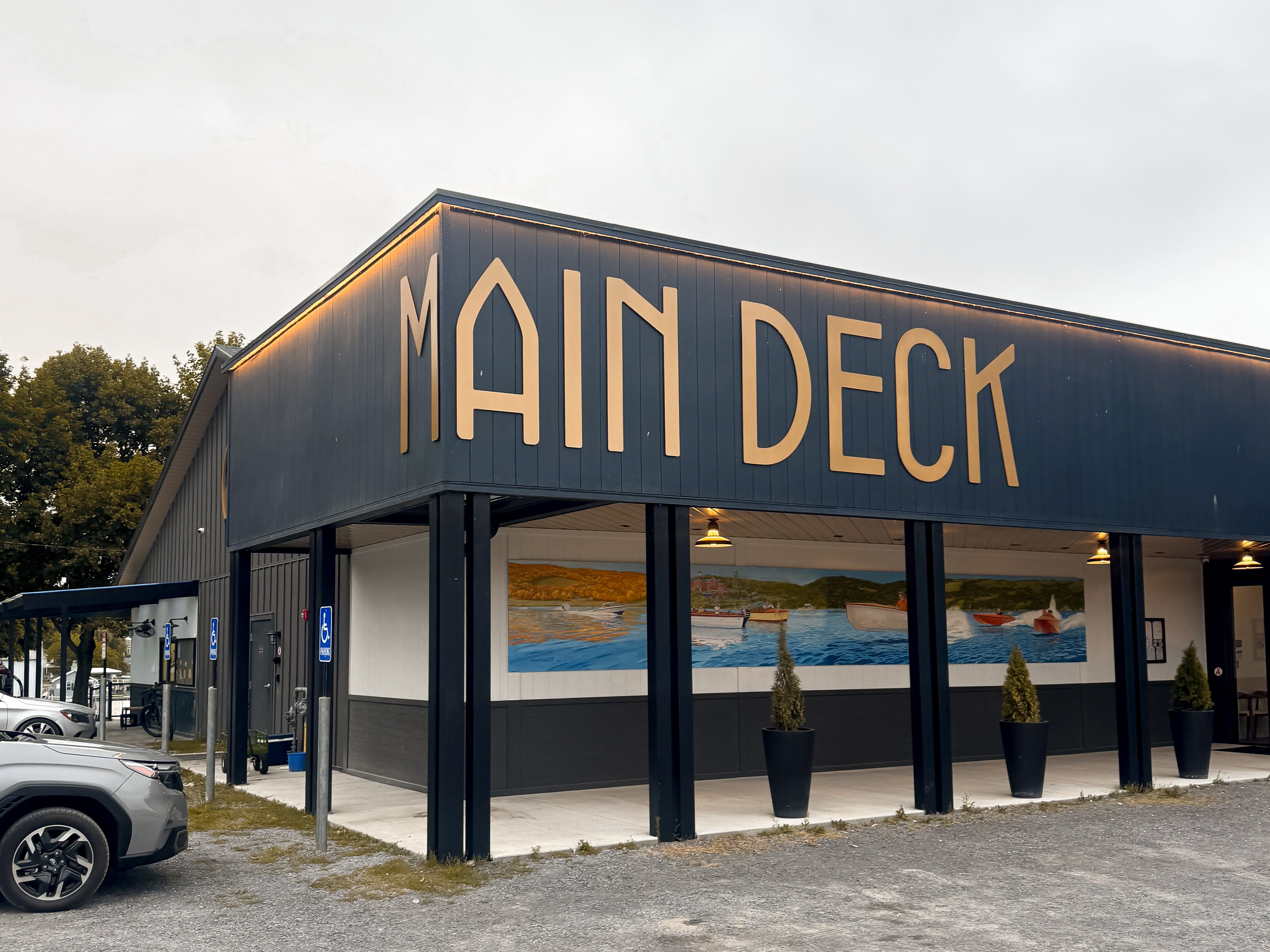 Main Deck Restaurant Exterior