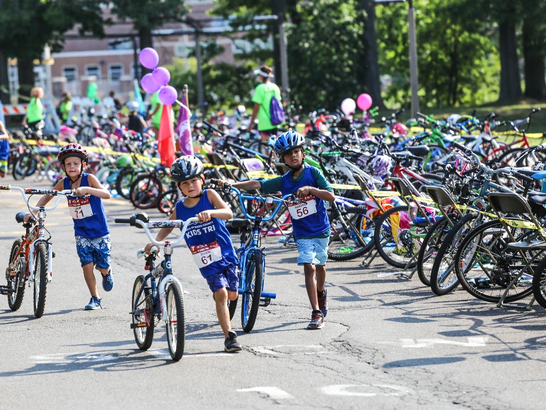 https://patch.com/img/cdn20/users/2703009/20190813/100918/styles/patch_image/public/2019-kids-tri-biking___13100812442.jpg