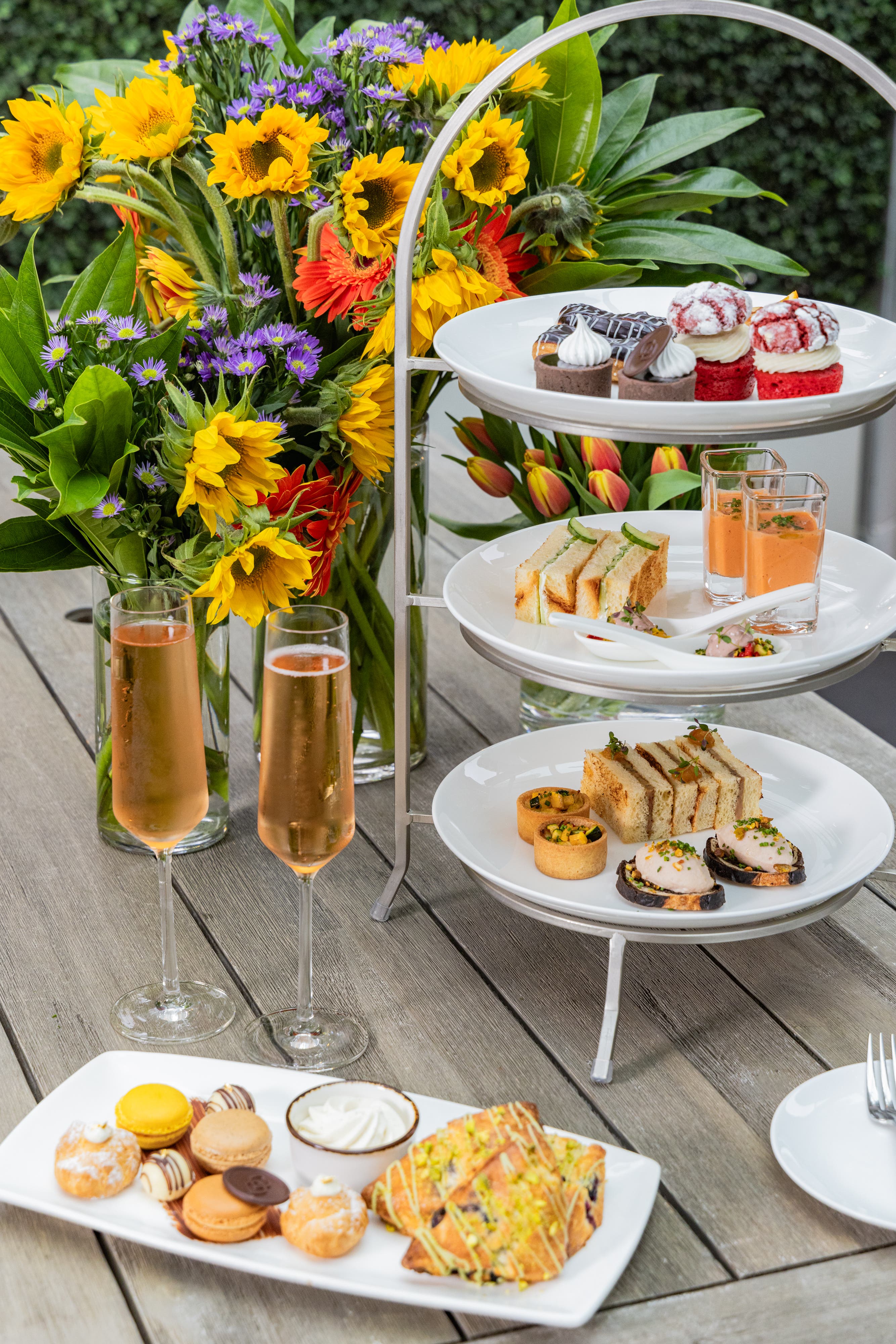 Mother's Day Un-Tea Afternoon Apéro