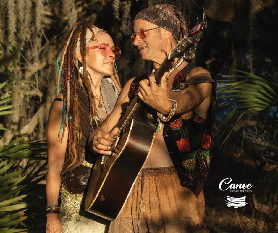 Dawn Loves Nash: Live Music at Canoe Vineyard & Winery
