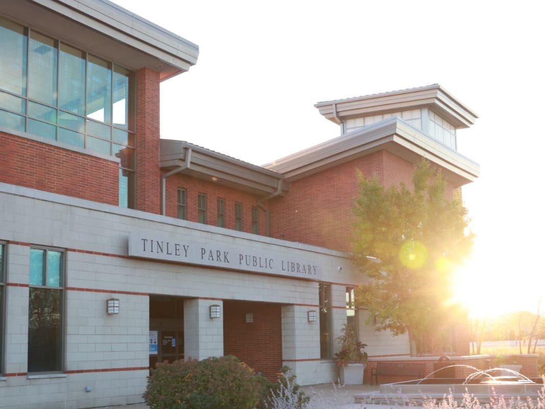 The Tinley Park Public Library late in the afternoon