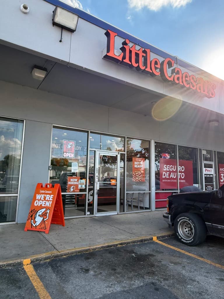 Arlington Little Caesars Celebrates Grand Opening with Free Pizza for a Year Giveaway