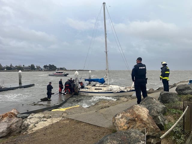 Man Rescued From Sinking Boat In San Francisco Bay | Alameda, CA Patch