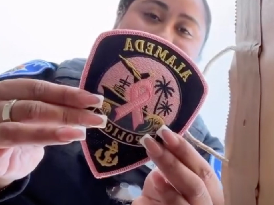 This year's pink patch in support of breast cancer awareness.