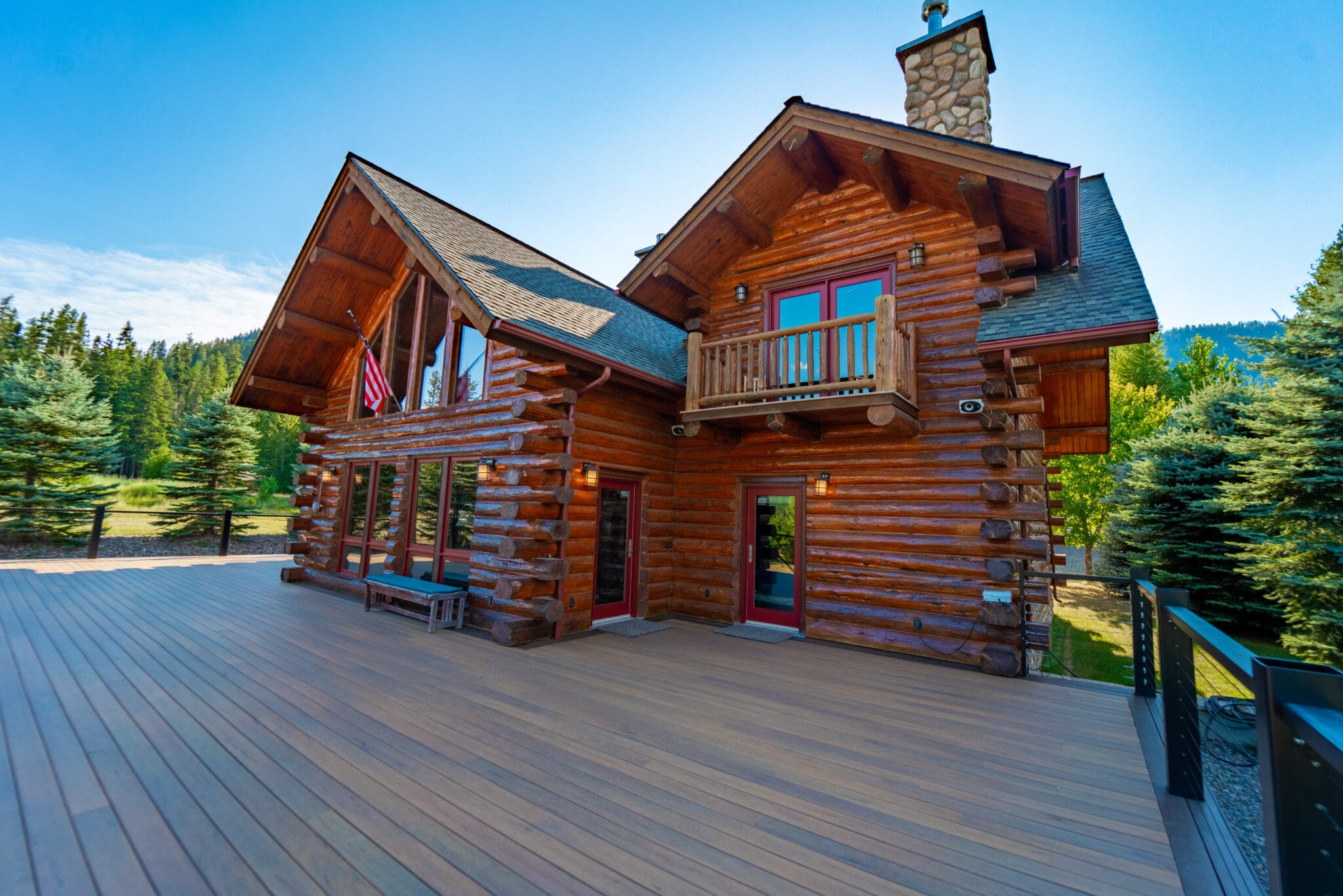 Luxury Log Cabins Montana: What Separates Authentic from Imitation | Shangrilog